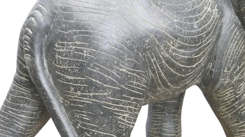 Product image 6 of the product “Elephant as fountain 150cm Long ”